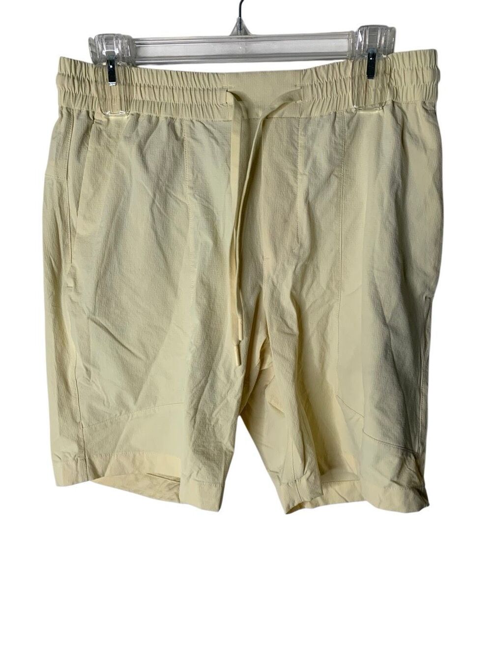 Lululemon Bowline Short 8" Stretch Ripstop shorts pale yellow men's size medium